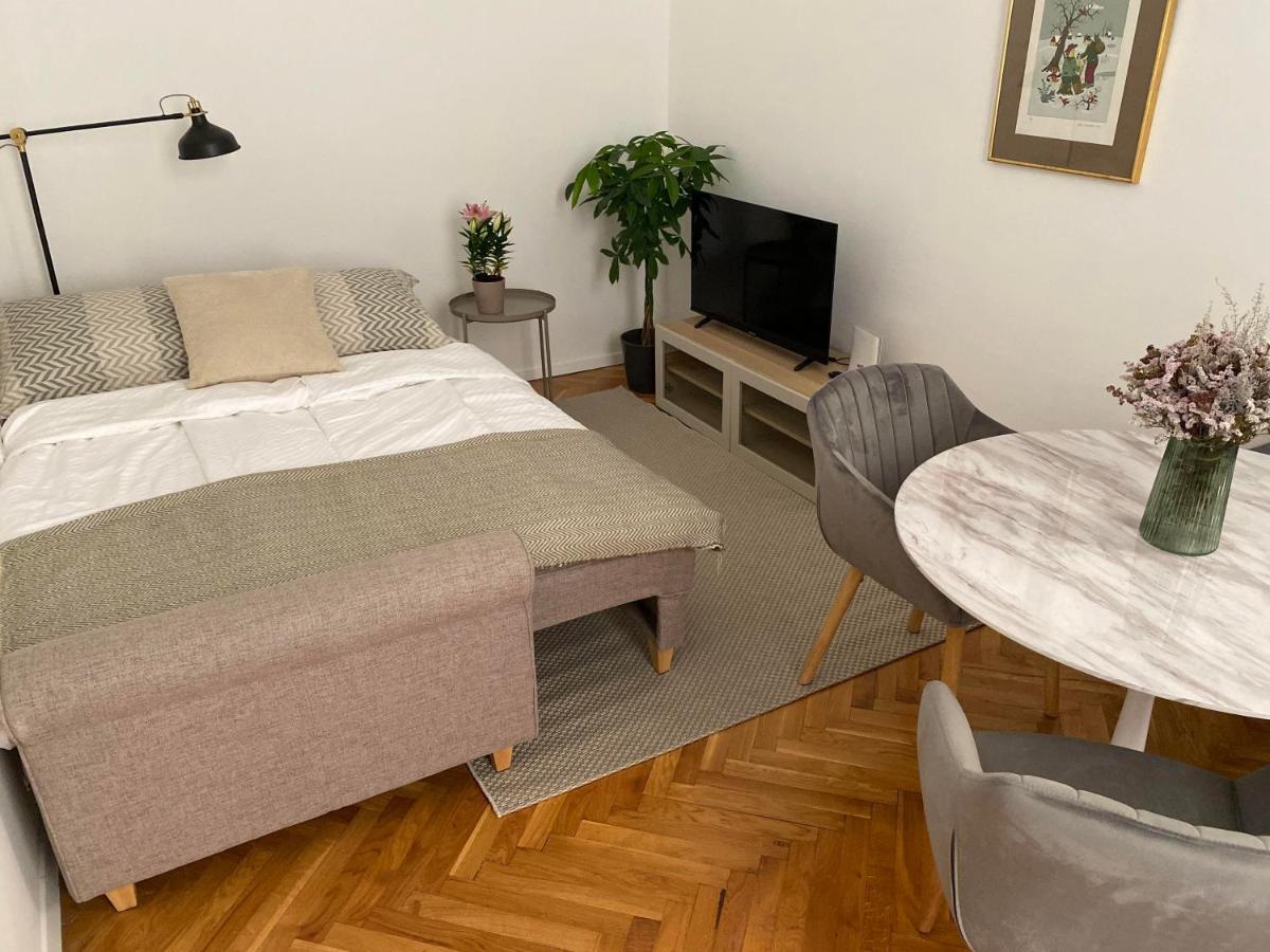 Apartments Park Zrinjevac 자그레브 외부 사진